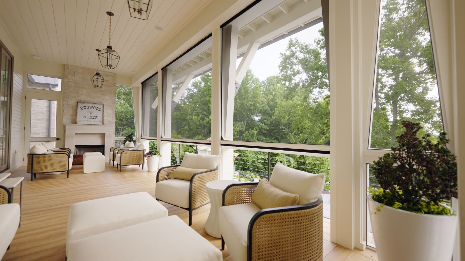 When Fresh Air Meets Seamless Design: The Beauty of Invisible Screens