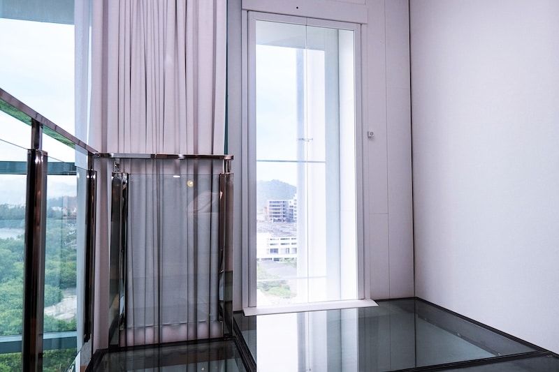 How to Choose the Right Platform Lift for Your Building Project