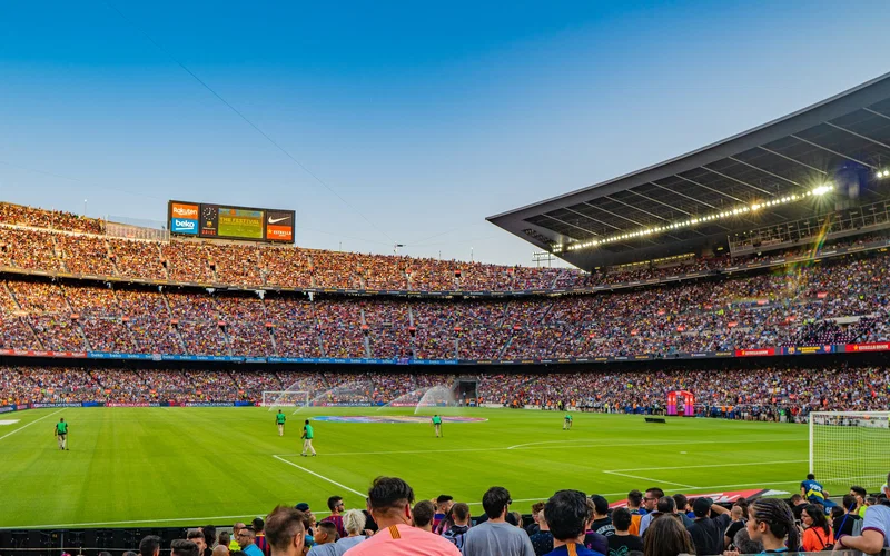 How Real-Time Football Data Has Changed the Way Fans Follow the Game